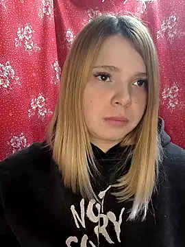 Zuli Kiska online show from February 25, 2025, 9:04 pm