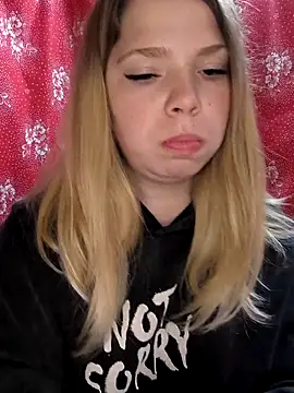 Zuli Kiska online show from October 27, 2025, 9:27 pm