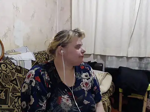 Snapshot of Ameliabusty chatting on November 16, 2025, 7:18 pm Ameliabusty online show from November 16, 2025, 7:18 pm
