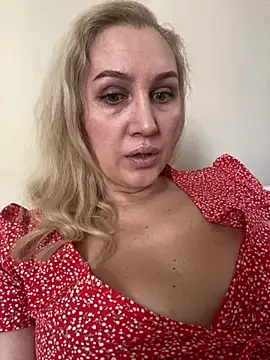 YourBlondee online show from February 25, 2026, 3:51 am