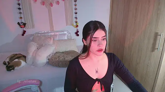 iriswest  online show from March 14, 2026, 12:38 am