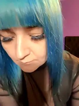 beauty-of-pain online show from October 3, 2025, 5:03 pm