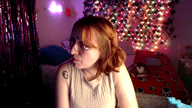 Snapshot of kittykalor09 chatting on February 17, 2026, 3:37 am kittykalor09 online show from February 17, 2026, 3:37 am