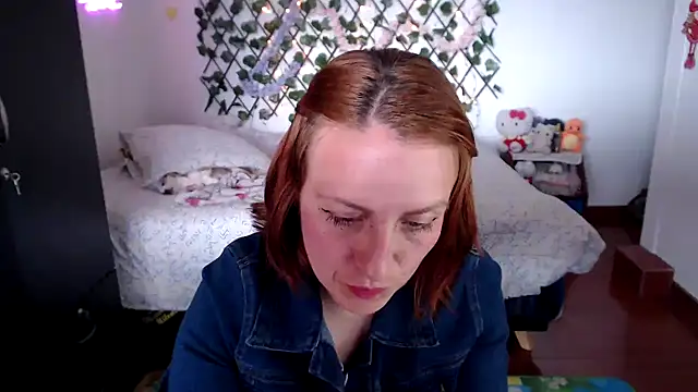 Snapshot of kittykalor09 chatting on February 8, 2026, 10:18 pm kittykalor09 online show from February 8, 2026, 10:18 pm