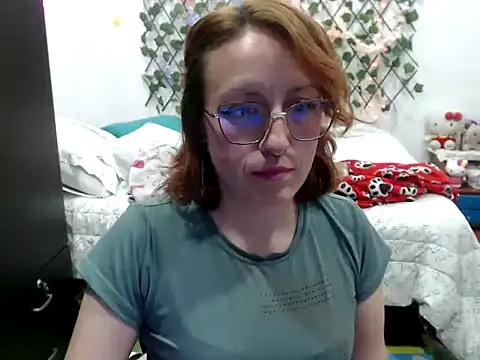 Snapshot of kittykalor09 chatting on February 15, 2026, 3:18 am kittykalor09 online show from February 15, 2026, 3:18 am