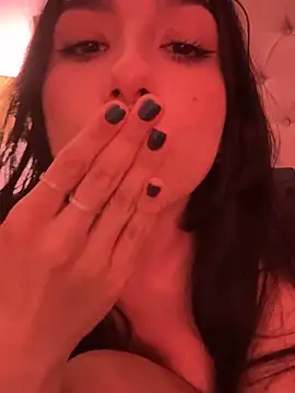 LoveLillyy online show from March 10, 2025, 9:40 pm