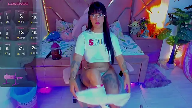 natalia-888 online show from October 1, 2025, 12:16 am