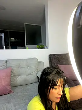 natalia-888 online show from October 6, 2025, 12:34 am