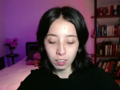 babyluna 8 8 online show from February 17, 2026, 4:54 am