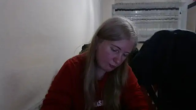 PeterAndJen online show from April 9, 2026, 6:36 pm