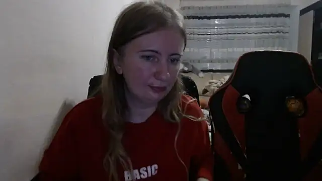 PeterAndJen online show from October 25, 2025, 6:52 pm