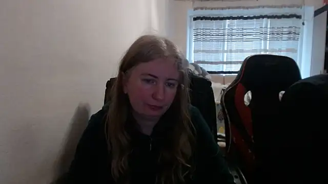 PeterAndJen online show from March 18, 2026, 6:20 pm