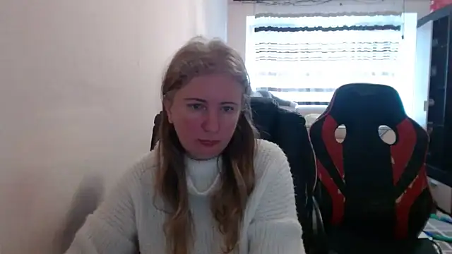 PeterAndJen online show from March 4, 2026, 7:38 am