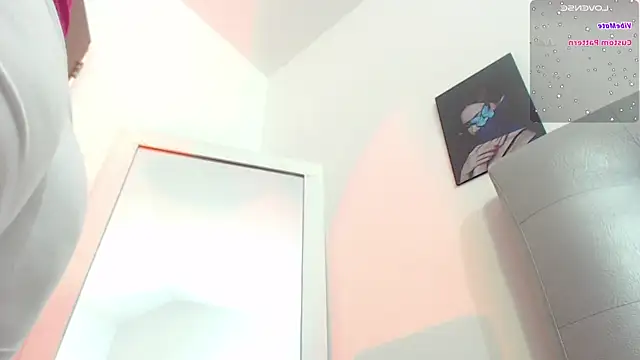 hornystepmommy online show from March 6, 2025, 8:05 pm