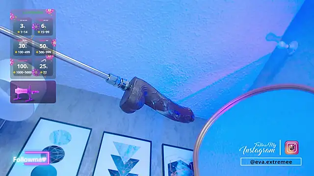 eva cuper online show from December 18, 2025, 12:09 pm