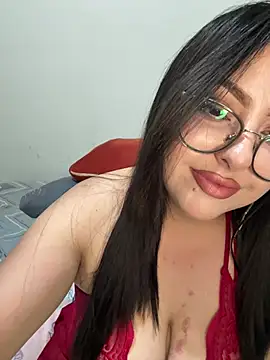 MileyGia online show from March 23, 2026, 12:22 am