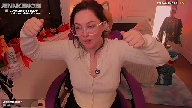 JennKenobi online show from September 29, 2025, 2:44 pm