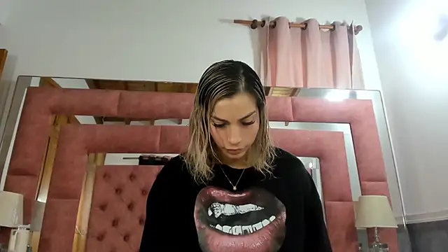 briana wonder69xxx online show from October 3, 2025, 3:57 pm