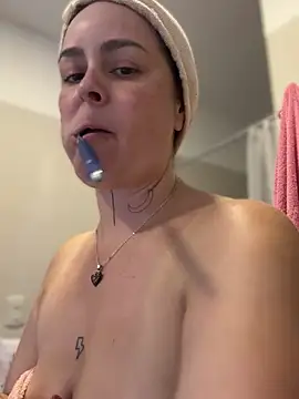 Snapshot of misslulipop chatting on March 8, 2025, 7:31 pm misslulipop online show from March 8, 2025, 7:31 pm