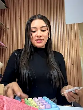 Ambar pe  online show from September 9, 2025, 9:24 pm