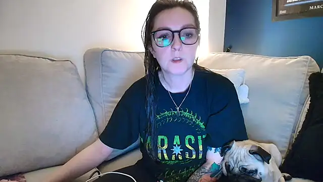 short sweetpea online show from November 4, 2025, 6:44 pm