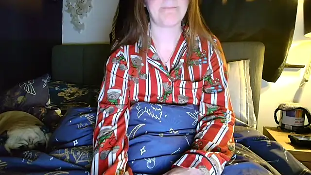 short sweetpea online show from November 19, 2025, 9:42 am