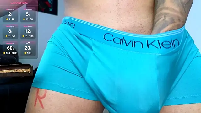 jordylatin20 online show from March 18, 2025, 11:09 pm