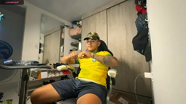 jordylatin20 online show from November 9, 2025, 12:03 am