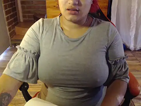 Hilarybunnyy online show from April 2, 2026, 5:30 pm