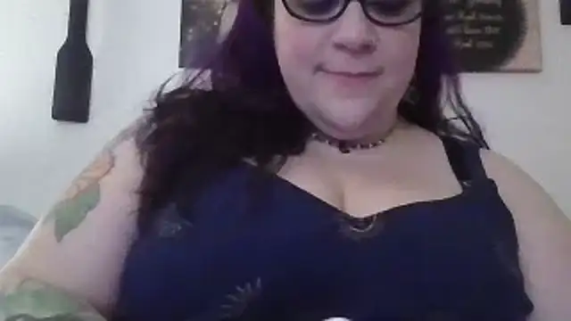 Snapshot of GothyBaby chatting on February 26, 2026, 4:01 am GothyBaby online show from February 26, 2026, 4:01 am