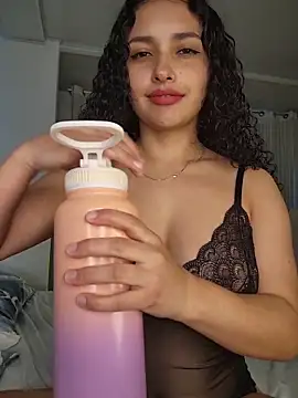 Lucy Marin online show from February 26, 2026, 3:12 pm