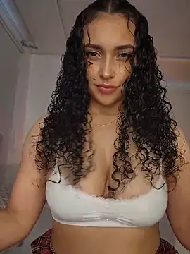 Lucy Marin online show from October 30, 2025, 3:42 pm