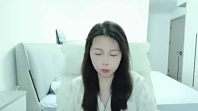 Sunset glow online show from September 24, 2025, 3:29 pm