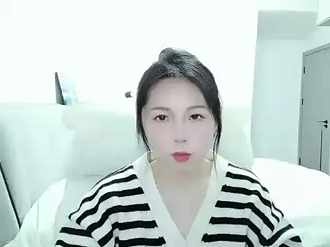 Sunset glow online show from November 26, 2025, 11:10 am