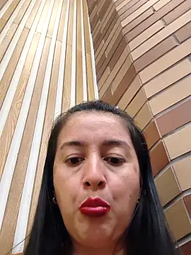 Snapshot of Cherry_1992 chatting on April 24, 2026, 8:33 pm Cherry 1992 online show from April 24, 2026, 8:33 pm