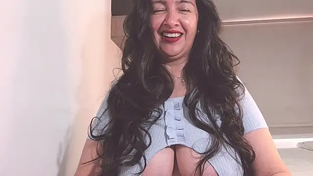 Cherry 1992 online show from February 26, 2025, 4:38 pm