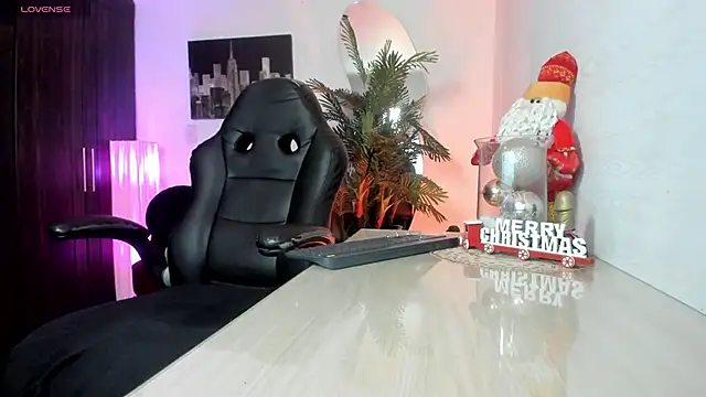 Amaia Bushida online show from November 26, 2025, 2:11 am