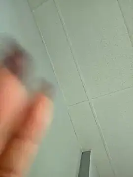 Nikkierosee online show from September 29, 2025, 4:01 pm