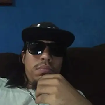 AlexAlejandro13 online show from April 23, 2026, 9:27 pm