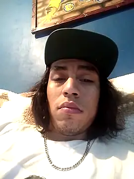 AlexAlejandro13 online show from February 20, 2026, 5:37 pm