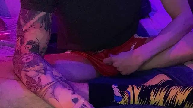 MadArzh online show from February 24, 2025, 5:33 am