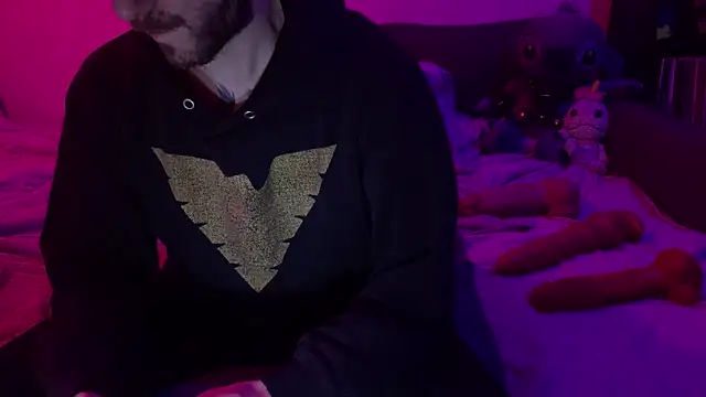 MadArzh online show from April 19, 2026, 4:57 am