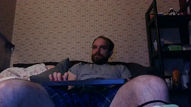 hpluvsplata online show from July 19, 2026, 3:26 am