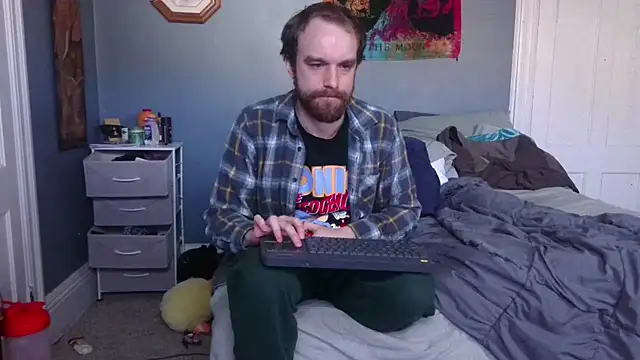 Snapshot of hpluvsplata chatting on February 13, 2026, 3:56 pm hpluvsplata online show from February 13, 2026, 3:56 pm