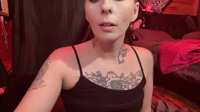 Snapshot of TeenyDoll chatting on November 19, 2025, 2:22 am TeenyDoll online show from November 19, 2025, 2:22 am