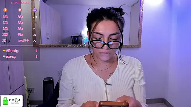EricaVanderhill online show from May 15, 2026, 10:52 pm