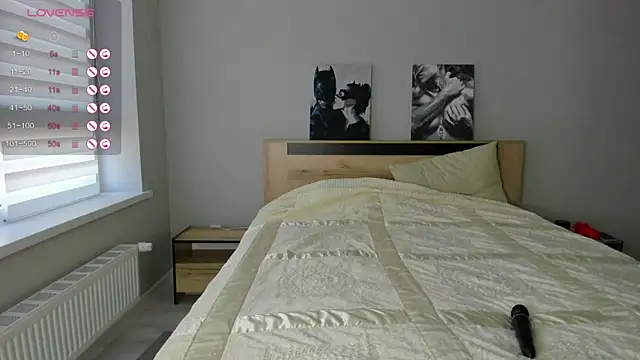 Snapshot of Bella_Foryou chatting on November 28, 2025, 11:54 am Bella Foryou online show from November 28, 2025, 11:54 am