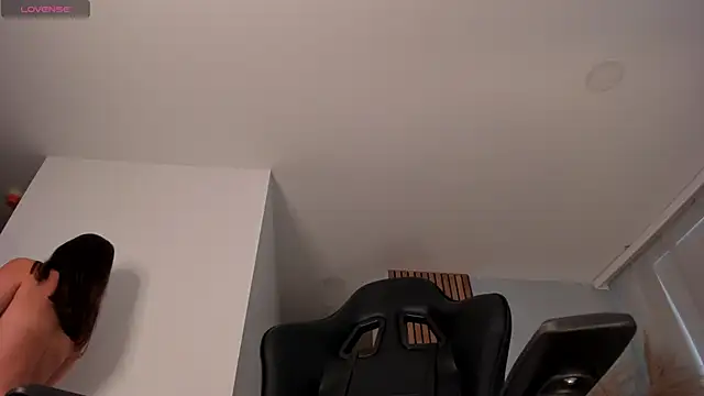 AnnieHallX online show from March 2, 2025, 10:02 pm