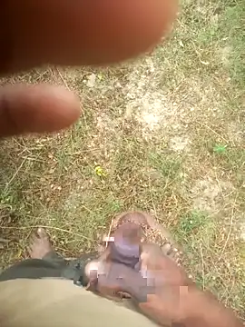 FinableKnee online show from October 7, 2025, 4:46 am