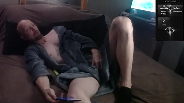 MaxRouger online show from April 13, 2026, 5:06 pm